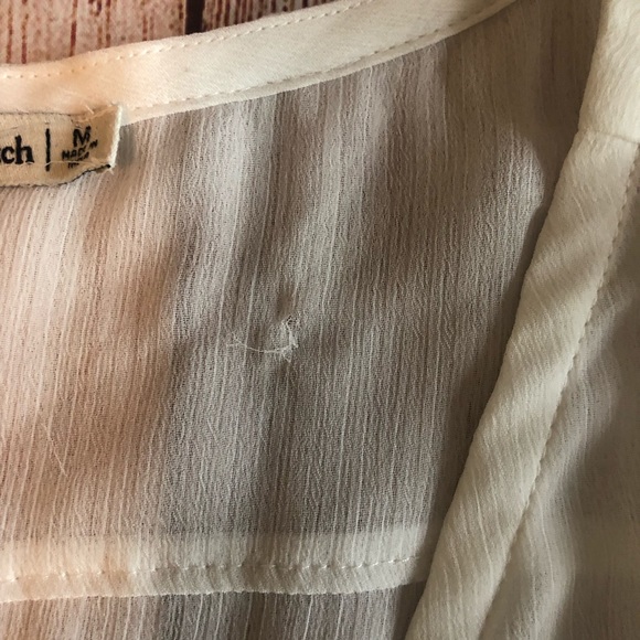 Abercrombie Tie Front Blouse - Picture 4 of 4